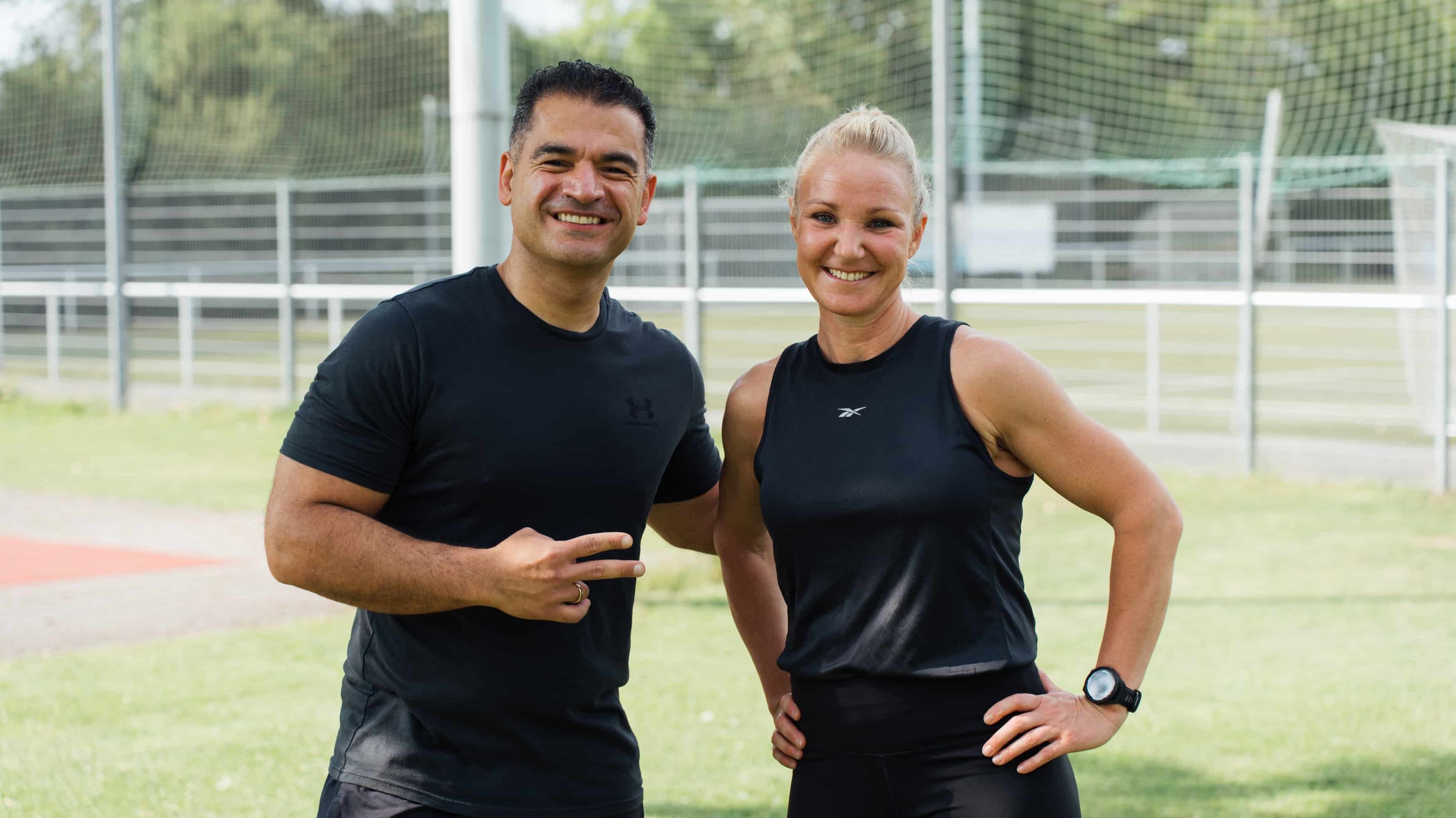 Deutsche HYROX Meisterin, 2-fache Mutter, Vollzeitjob, 2 Nebenjobs. Corinna über Disziplin & Mindset